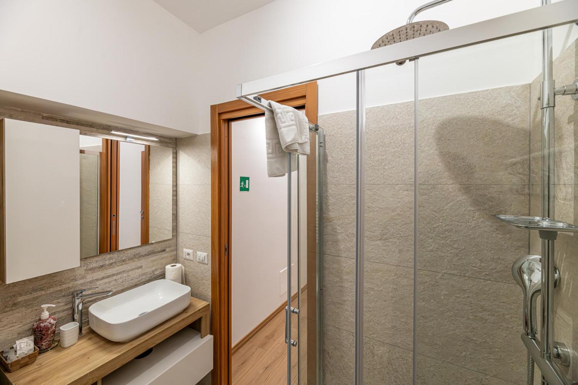Domus Dino Apartment Rome Bagian luar foto